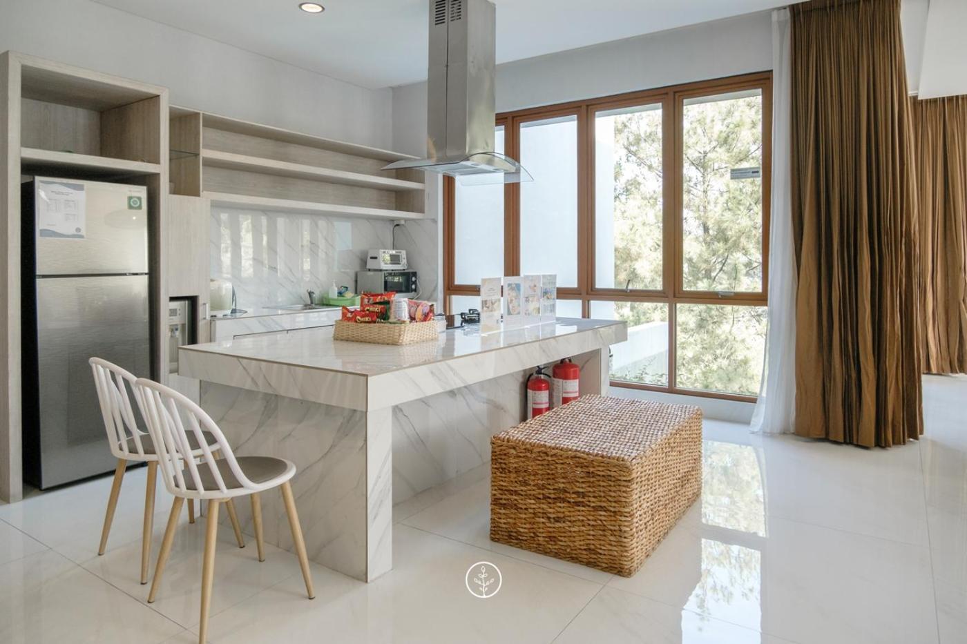 Asmaya Hill View Villa 7 Bedrooms With A Private Swimming Pool Бандунг Екстер'єр фото